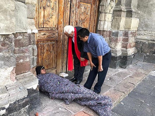 PRENSA – El Templo de La Soledad en Ciudad de México abre sus puertas las 24 horas a los pobres