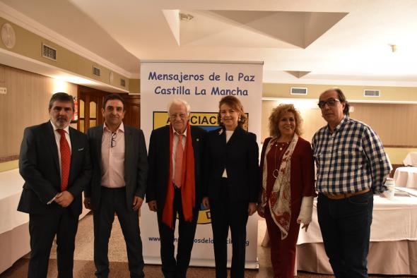 PRENSA – Éxito en la celebración de la cena solidaria para conseguir fondos en un proyecto de cooperación internacional con niños con discapacidad en Camerún