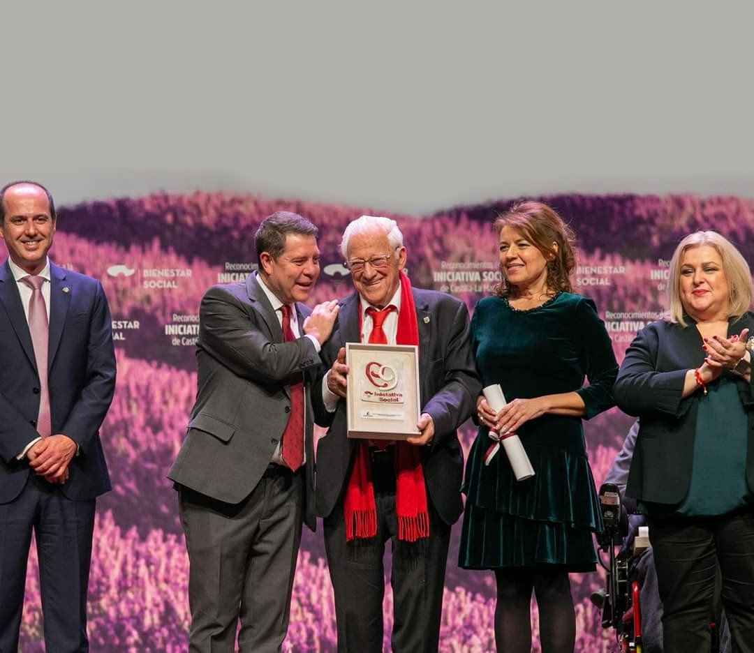 PRENSA – Page anima a luchar contra la indiferencia en los premios Iniciativa Social Castilla-La Mancha