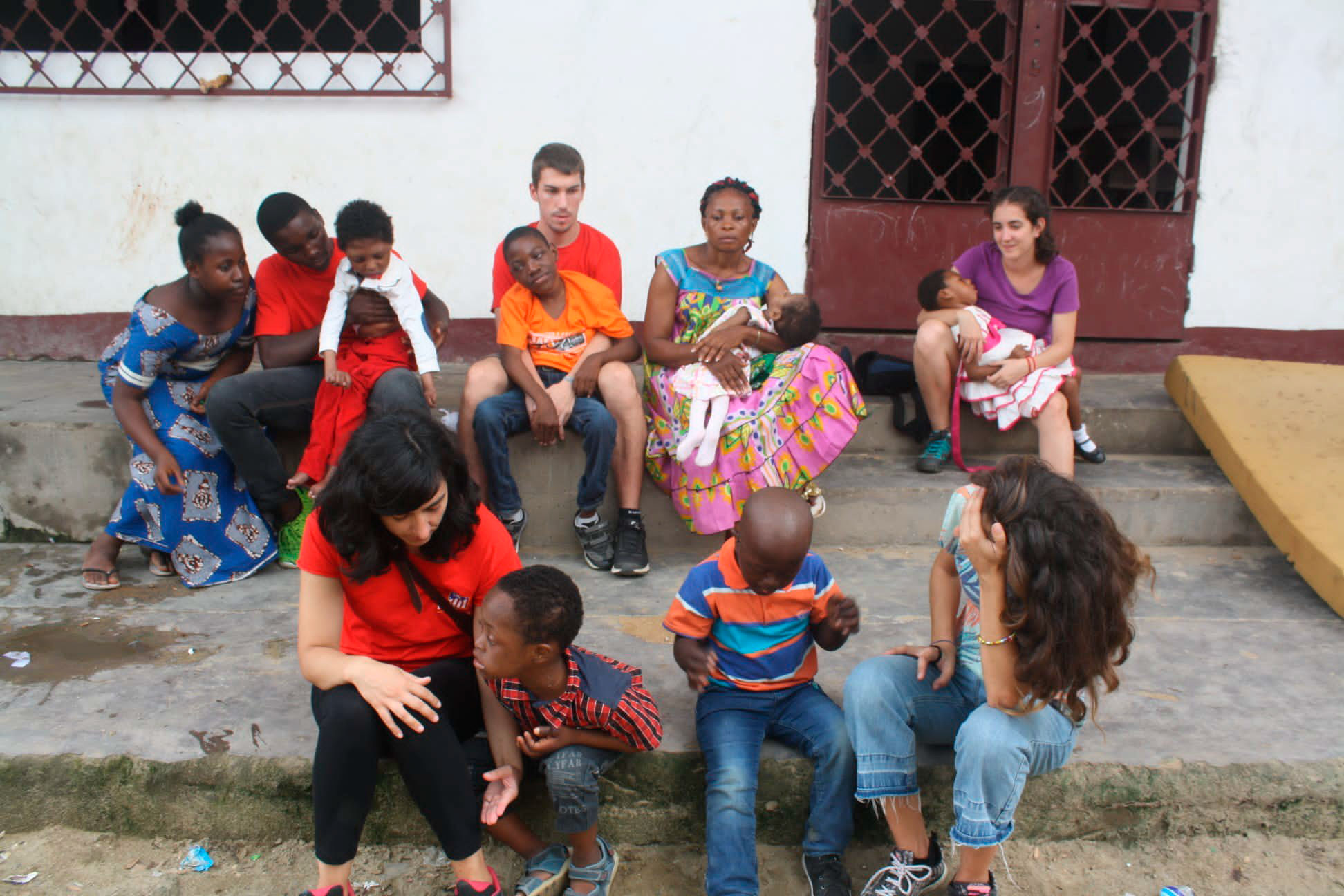 Mensajeros de la Paz Castilla La Mancha colabora en el proyecto de ampliación de escuela de educación especial y sensibilización social sobre discapacidad intelectual en Camerún